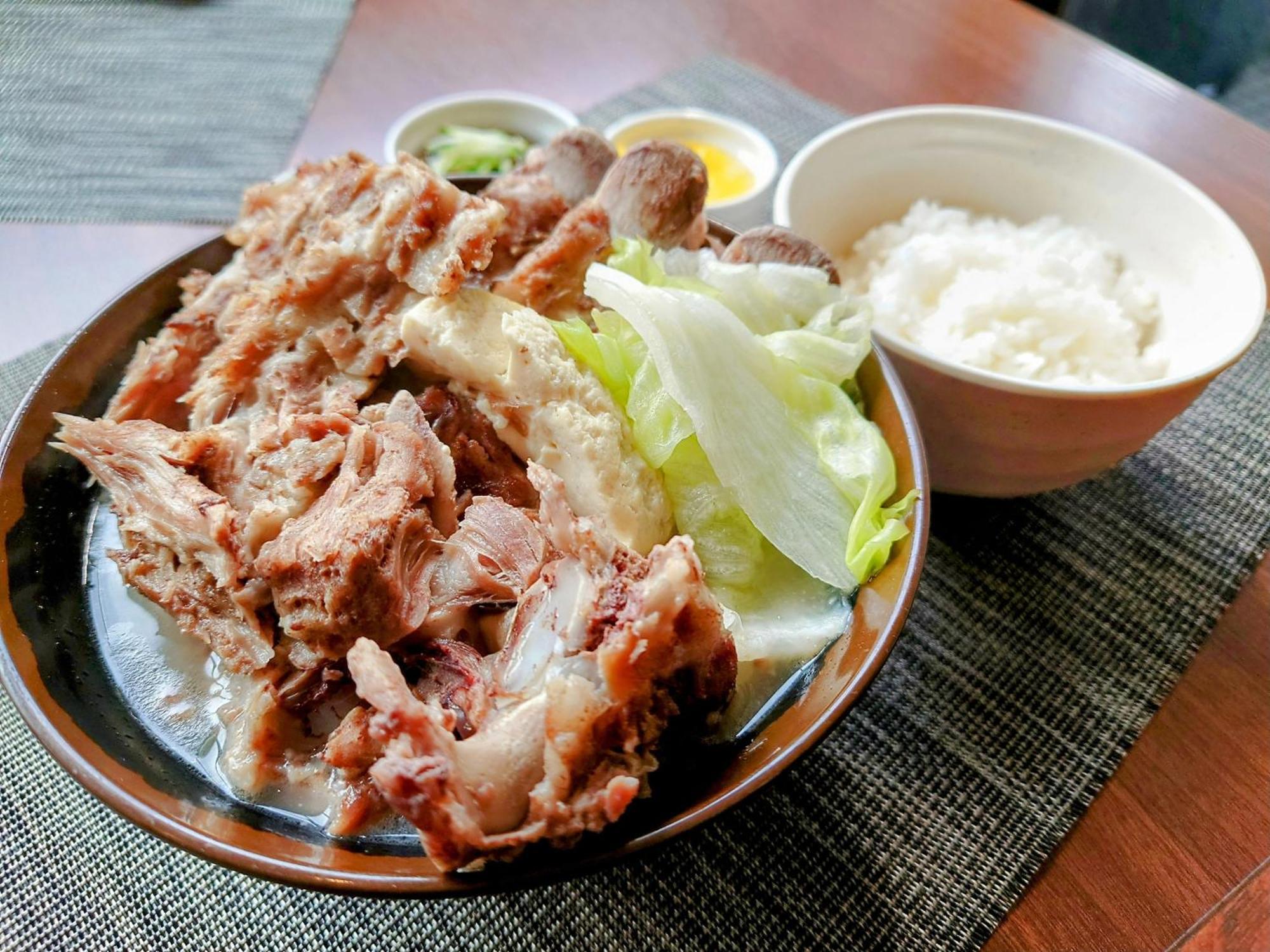 Okinawa Hotel Precia Наха Екстериор снимка