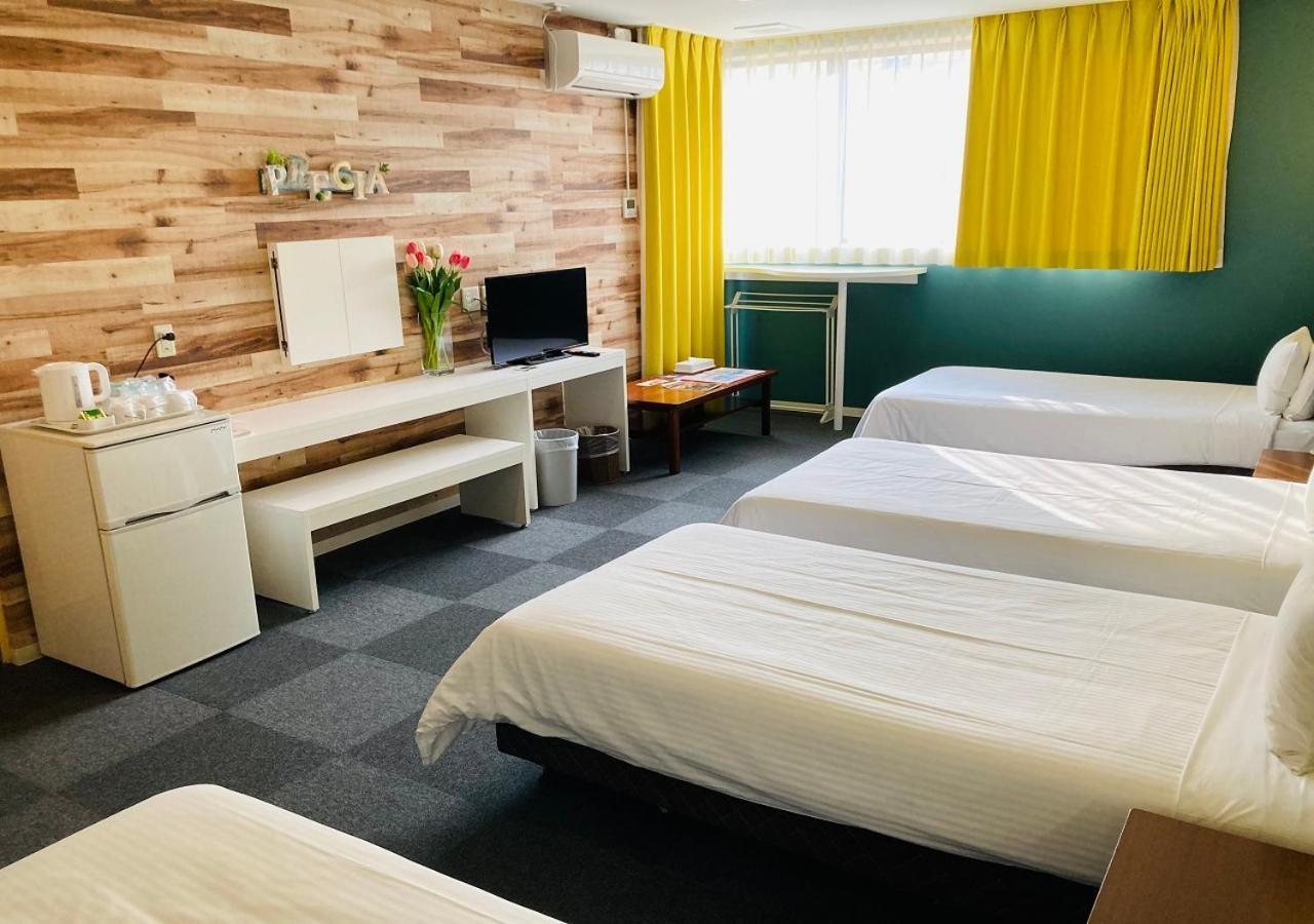 Okinawa Hotel Precia Наха Стая снимка