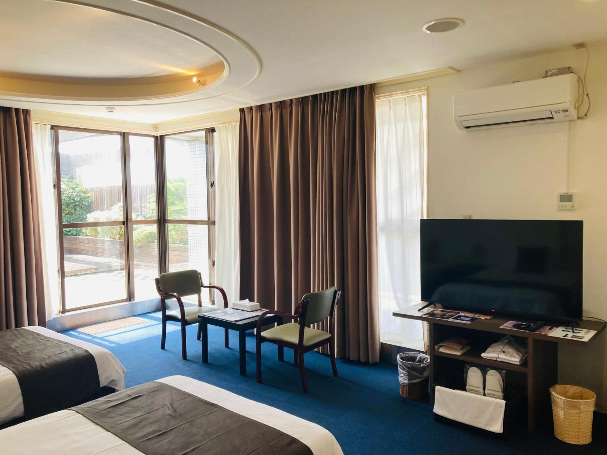 Okinawa Hotel Precia Наха Стая снимка